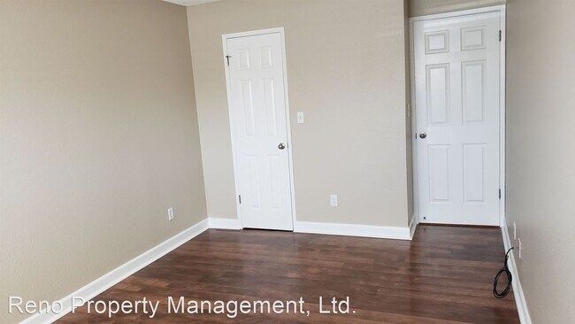Building Photo - 2 br, 1 bath House - 2173 Kietzke Ln Unit A