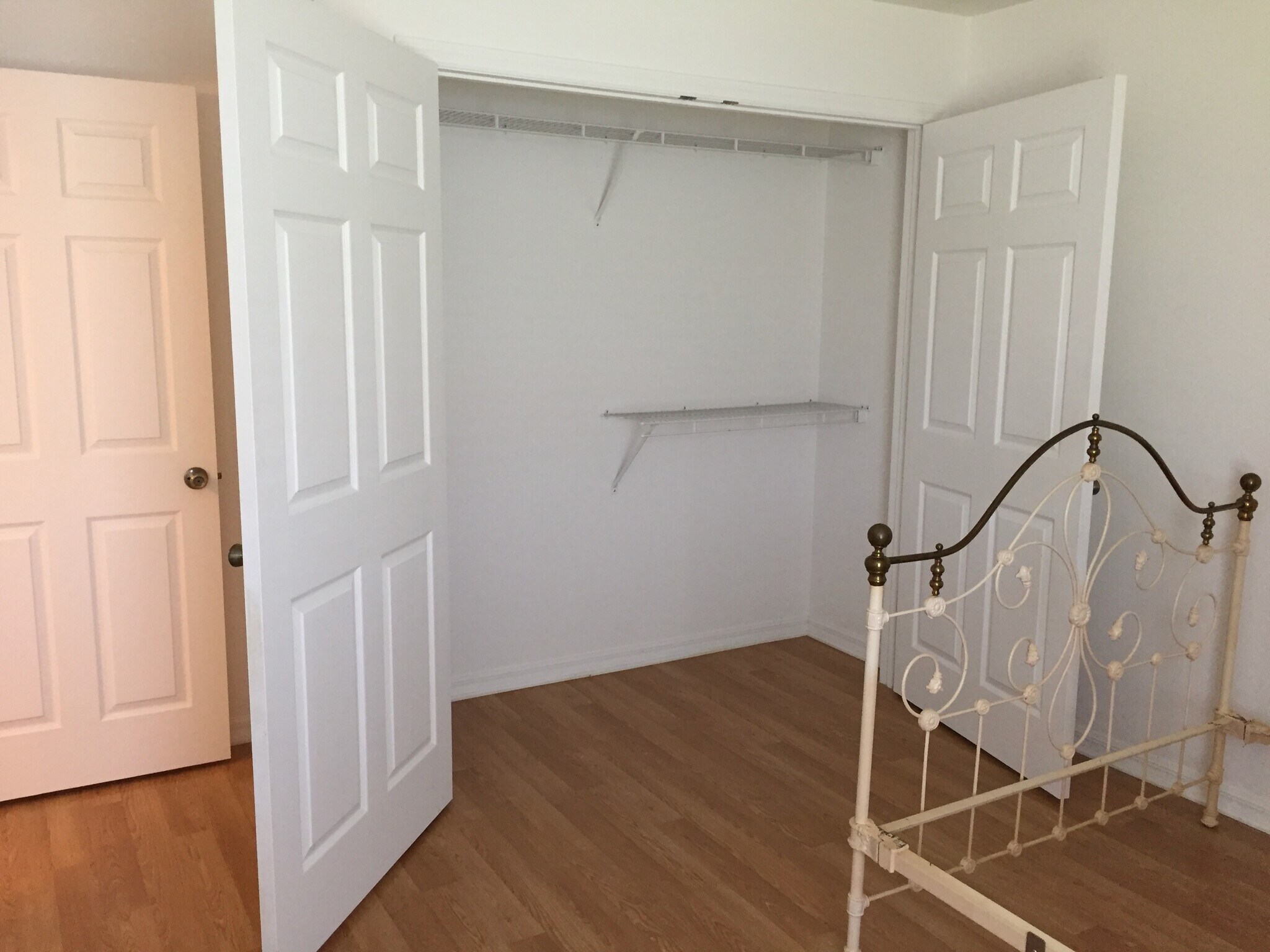 Building Photo - 3321 India Palm Dr