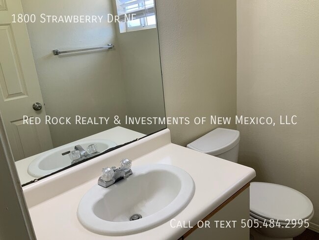 Building Photo - 1800 Strawberry Dr NE