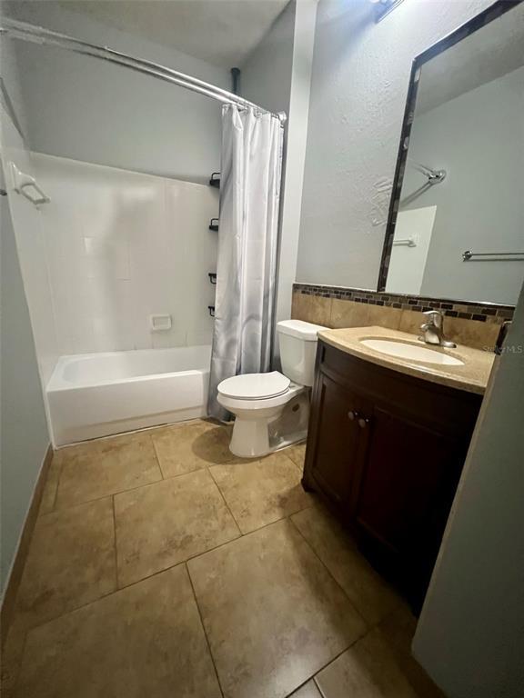 Building Photo - 132 Vista Verdi Cir