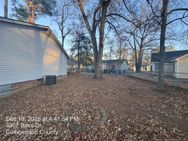 Building Photo - 7307 Bass Dr