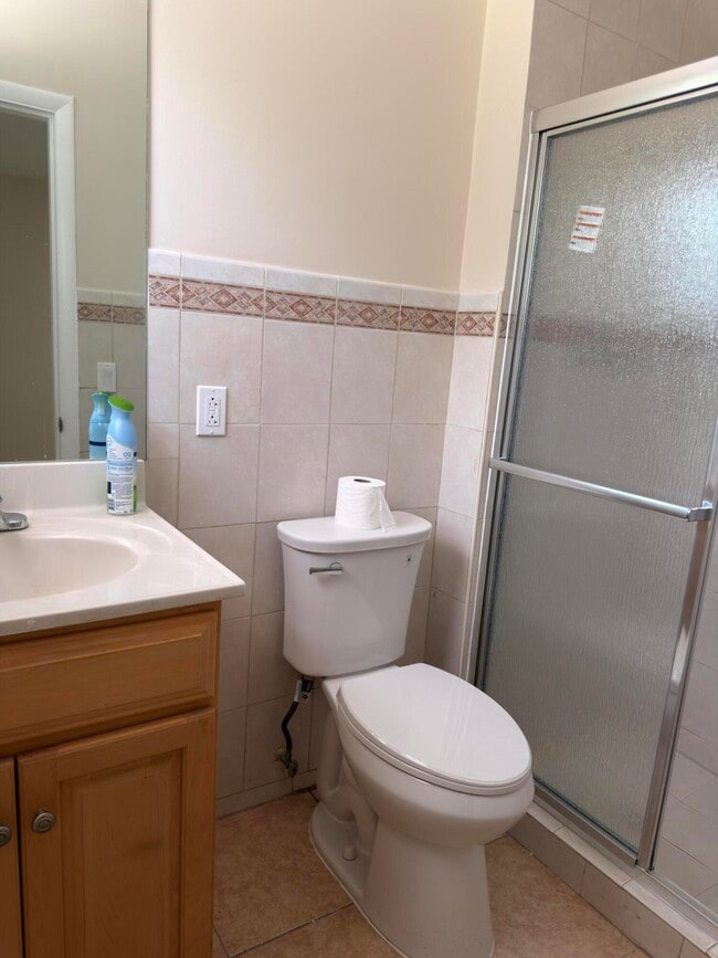 Building Photo - 7500 SW 98th Ct