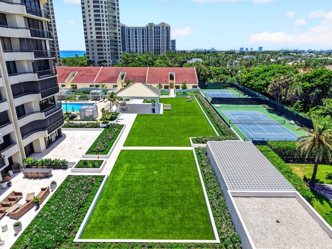 Building Photo - 4000 N Ocean Dr