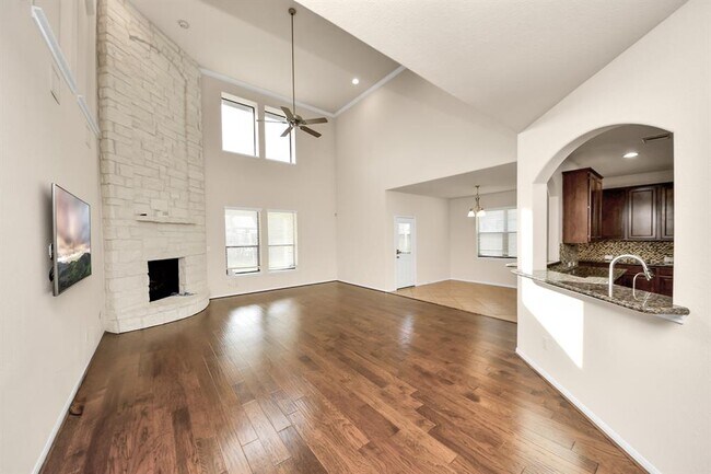 Building Photo - 5038 Gold Haven Dr