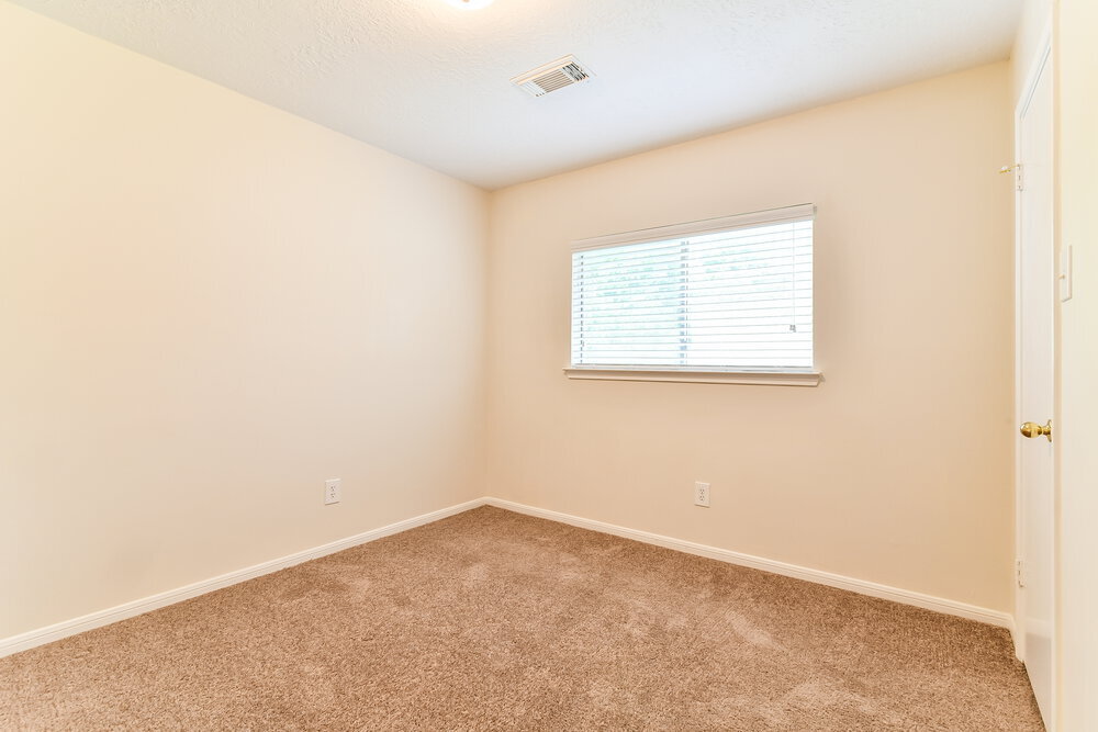 Building Photo - 17606 Glenwolf Dr