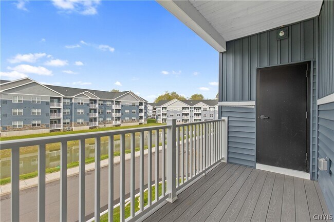 Building Photo - 16 Loso Dr