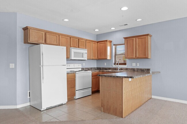 Building Photo - 12056 MO-13