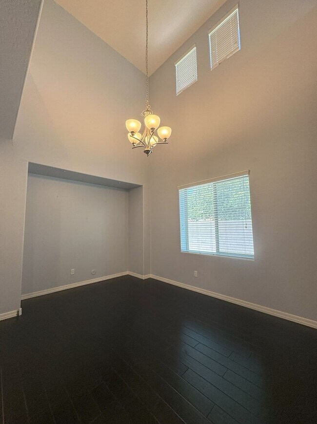 Building Photo - COMING SOON! LYONS GATE 5 BDRM + LOFT W CO...