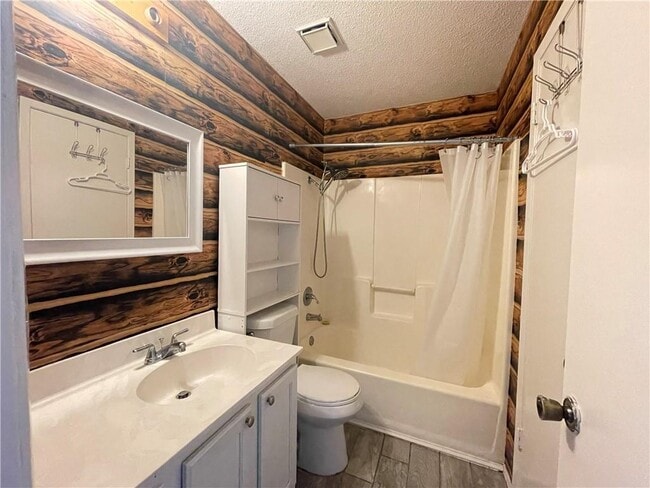 Building Photo - 16927 Whitebrush Loop