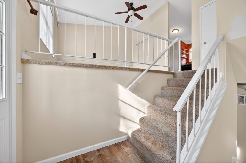 Building Photo - 511 Chapparal Dr