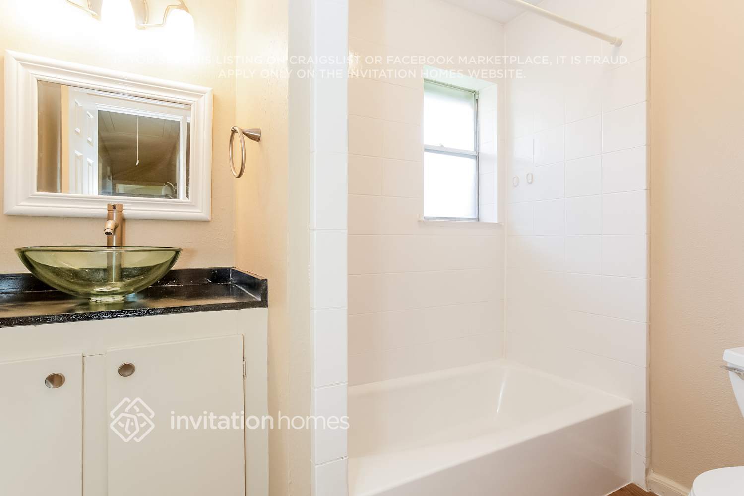 Building Photo - 10034 Antrim Ln