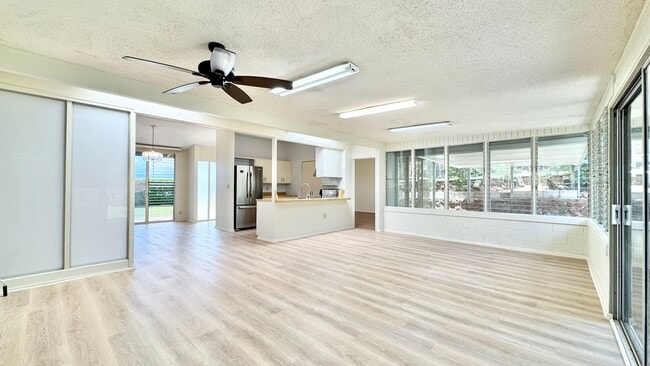Building Photo - SPACIOUS 4 BEDROOM HOME IN DESIRABLE AIEA ...