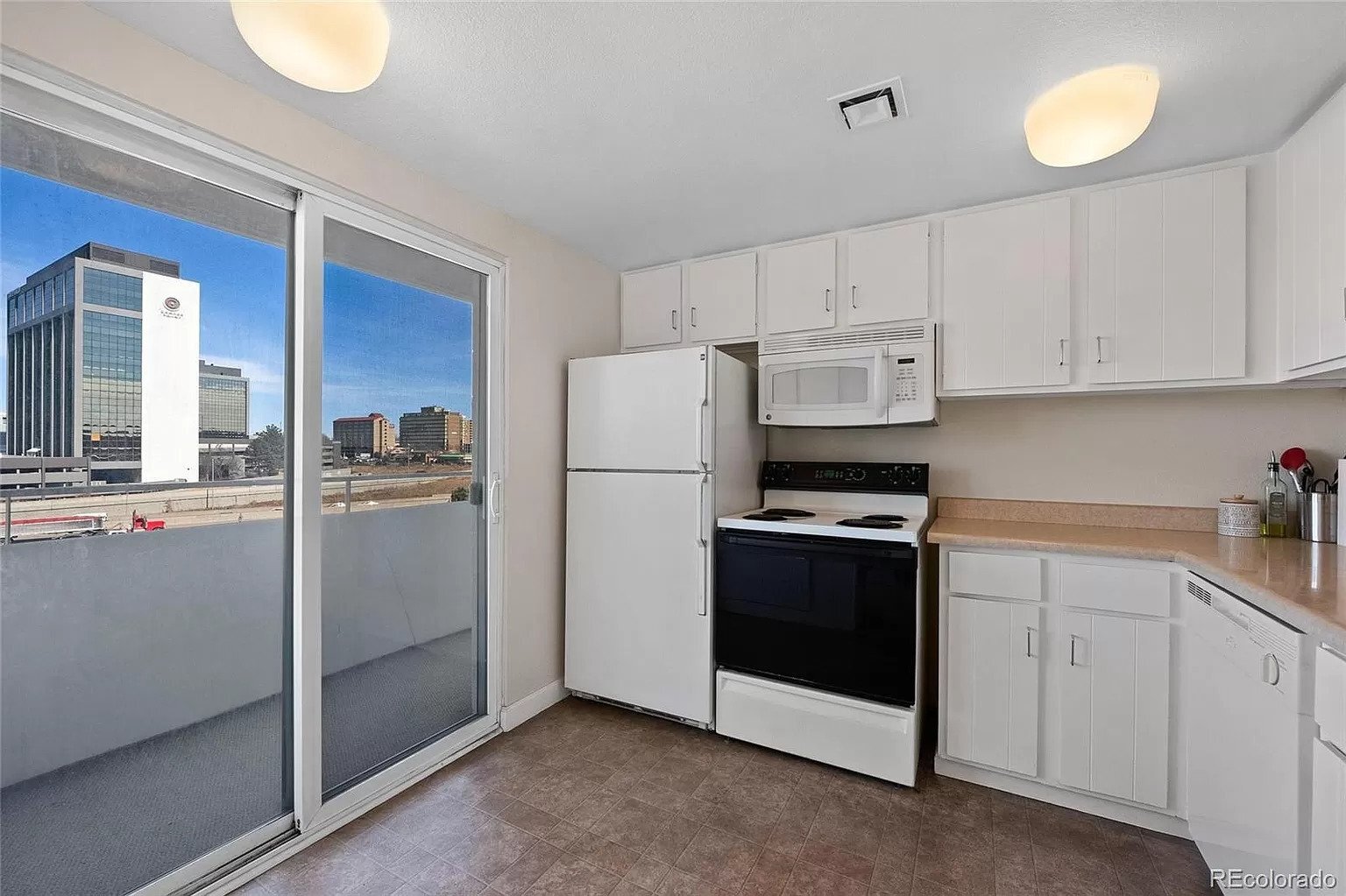 Kitchen - 1888 S Jackson St