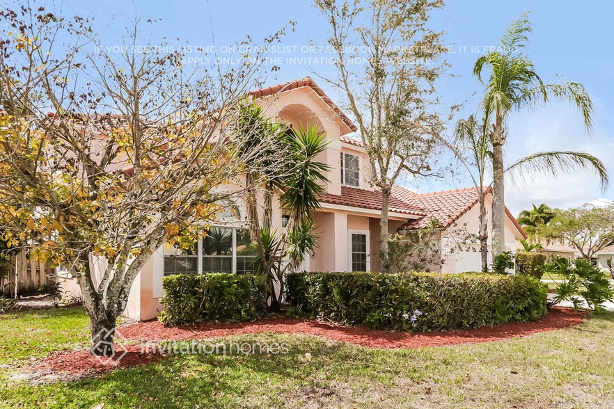 Building Photo - 2015 Portland Ave