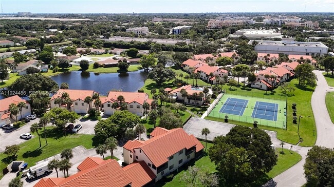 Building Photo - 20 Vía De Casas Sur