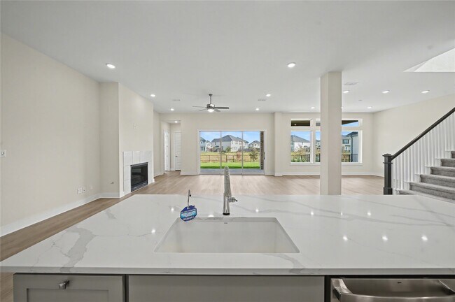 Building Photo - 5623 Logan Ridge Ln