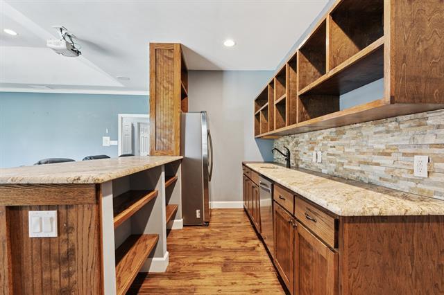 Building Photo - 1705 S Cottonwood Valley Cir
