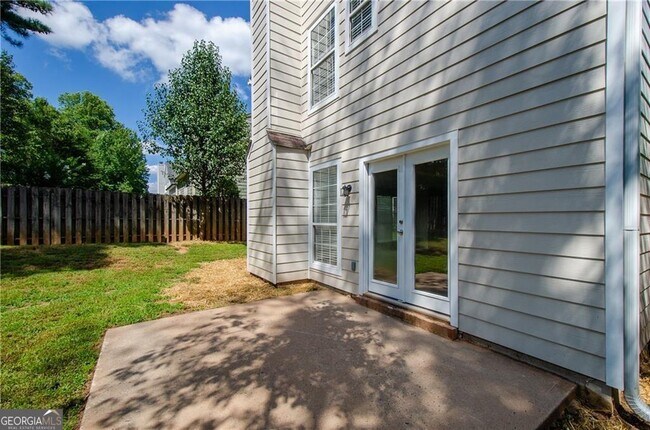 Building Photo - 10840 Mortons Crossing