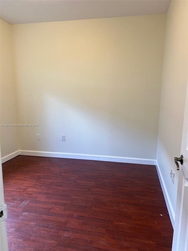Building Photo - 14505 SW 158th Pl