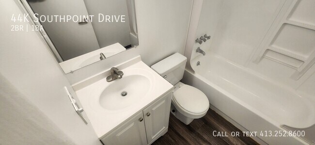 Building Photo - 44 Southpoint Dr