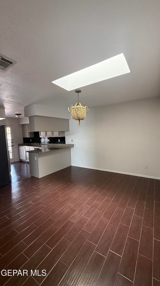 Building Photo - 11621 Marsh Mccall Way