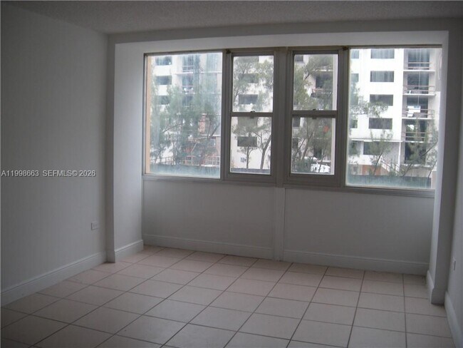 Building Photo - 7545 E Treasure Dr