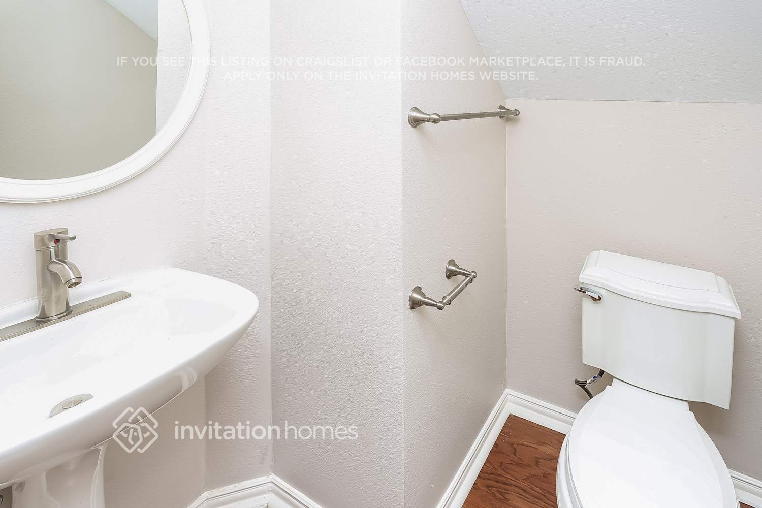 Building Photo - 808 Olde Towne Dr