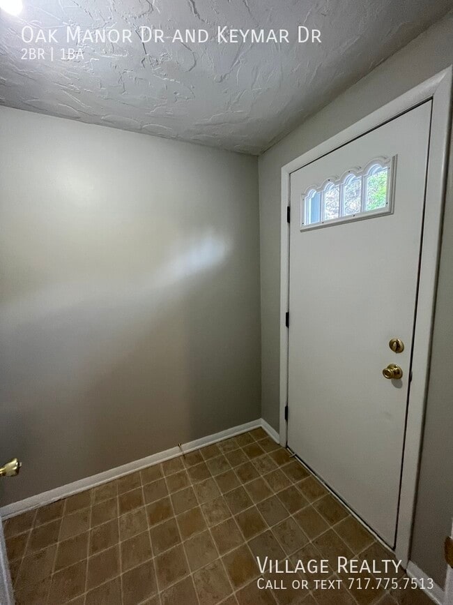 Building Photo - 176 Oak Manor Dr