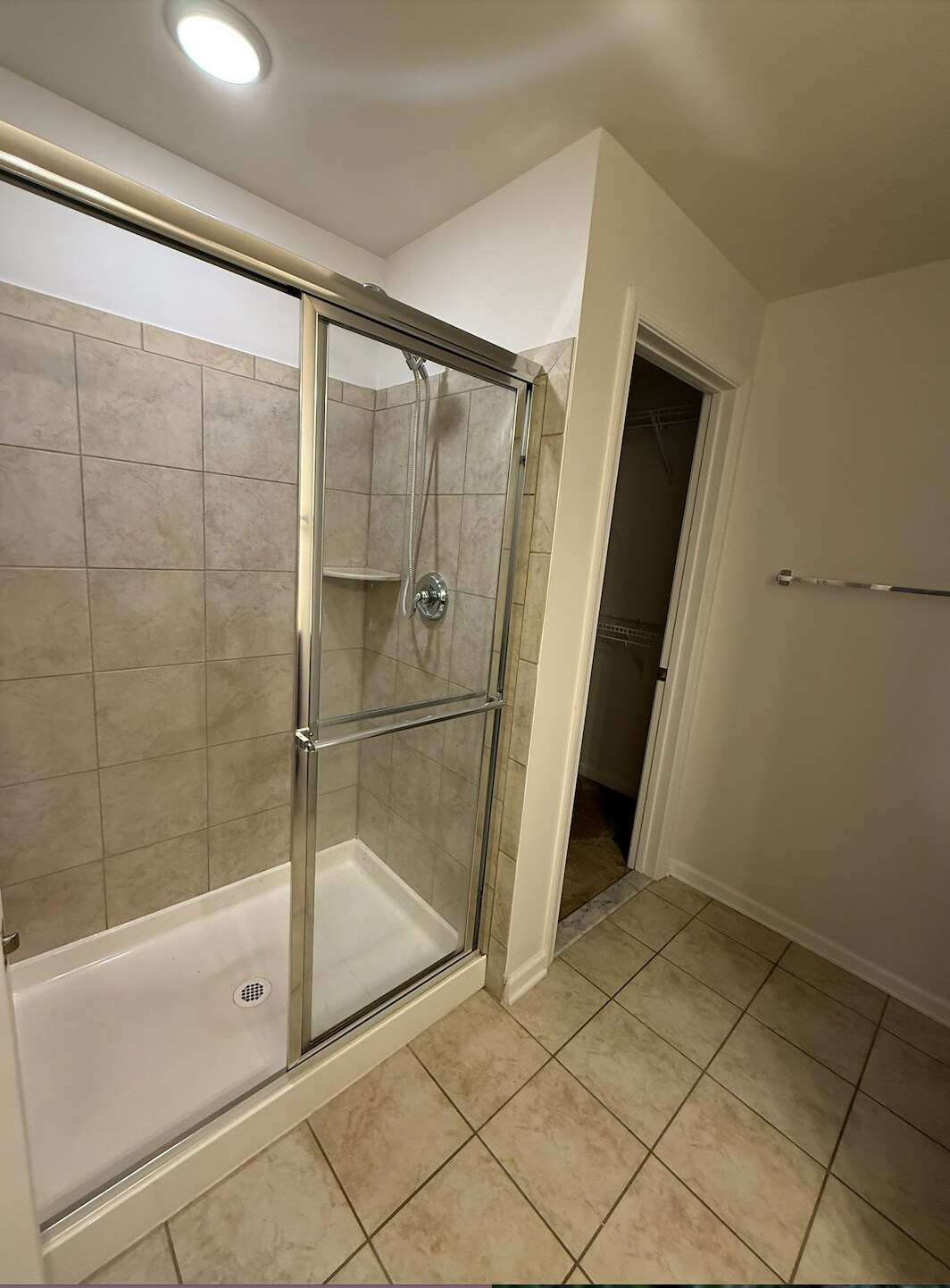 Walk in shower in master bathroom - 2719 Pinebrook Rd