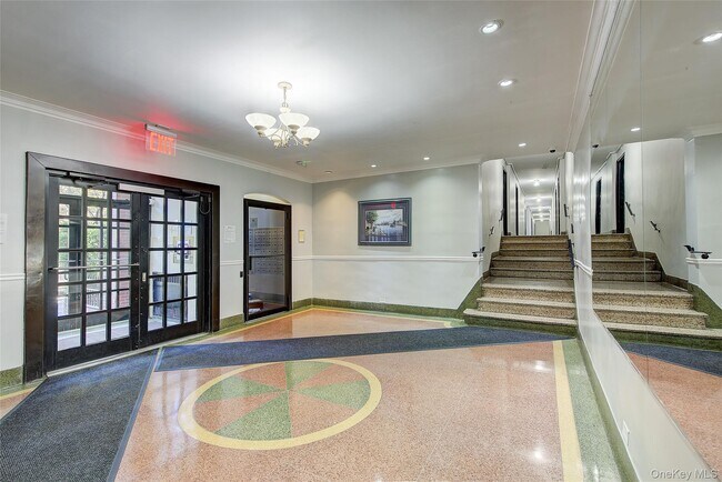 Building Photo - 37-27 86th St