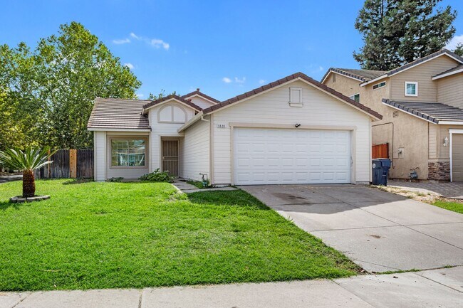 Building Photo - 5520 Muskingham Way