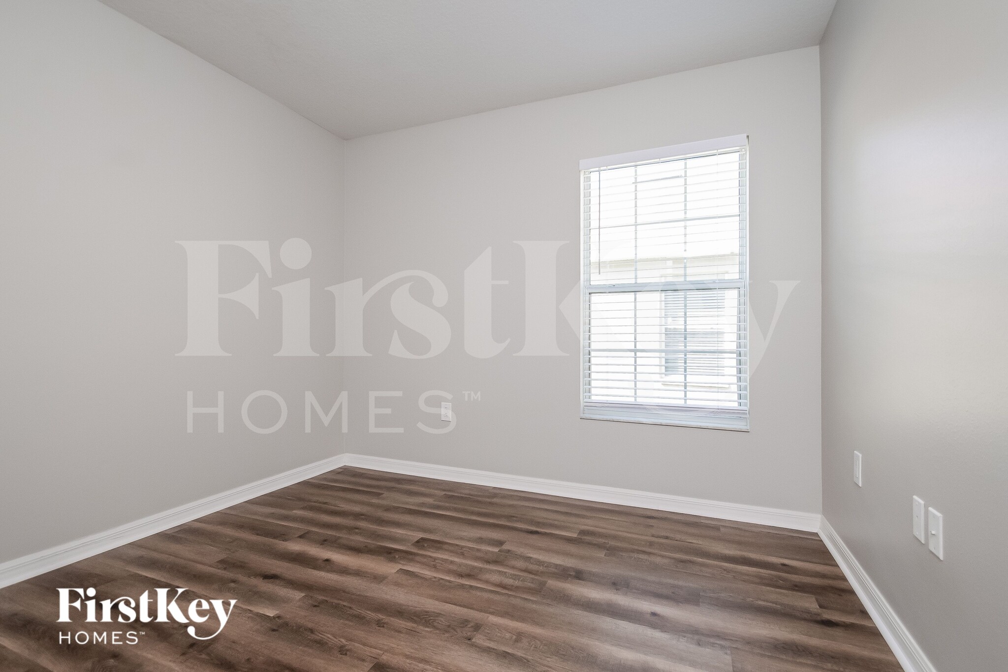 Building Photo - 6623 Waterton Dr