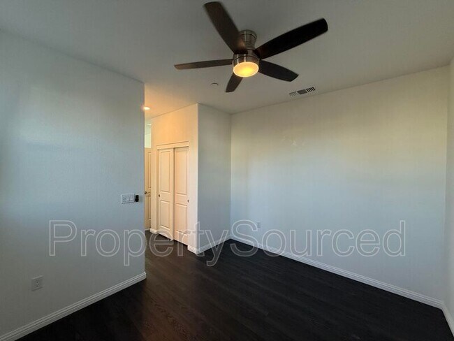 Building Photo - 2703 Rabbit Holw Dr