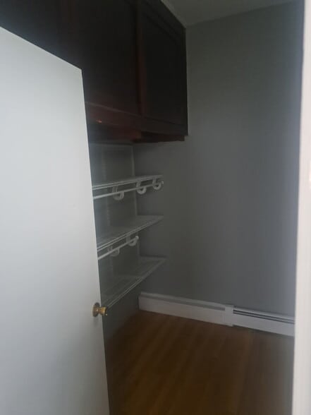 Large Closet - 72 New York Ave