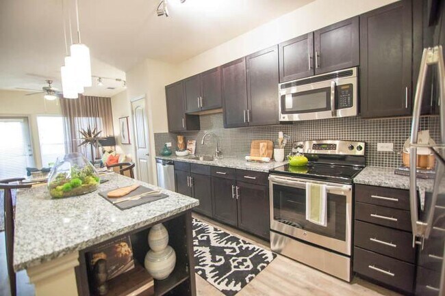 Building Photo - 3 bedroom in Cedar Park TX 78613