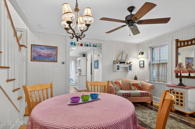 Building Photo - 81 Broadway