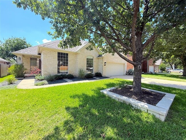 Building Photo - 14936 Thatcher Dr