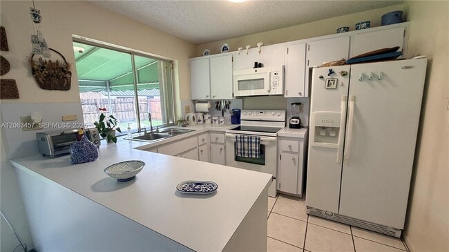 Building Photo - 13325 SW 100th Terrace