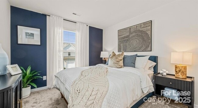 Building Photo - 10207 Guardian Dr