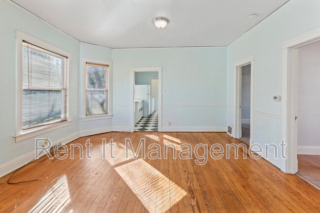 Building Photo - 4535 Marcy St