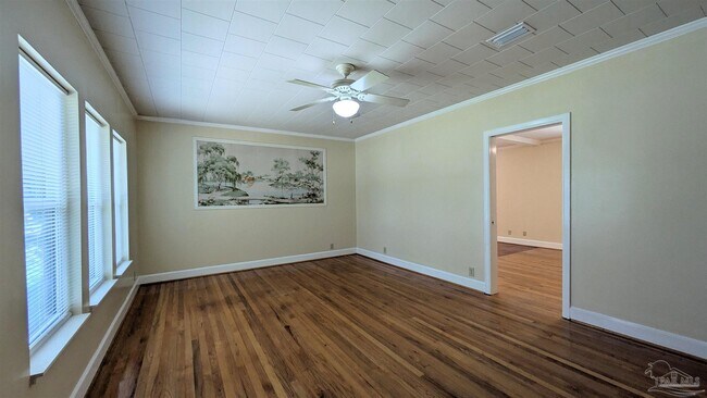 Building Photo - 3826 N 11th Ave