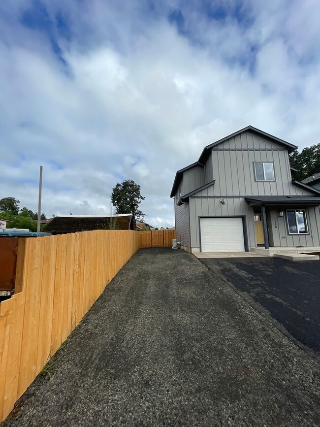 Building Photo - NEW HOME WITH RV PARKING! COME SEE YOUR NE...