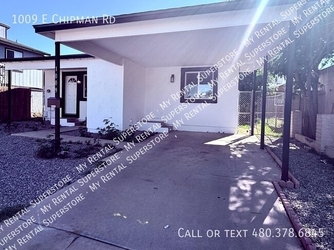 Building Photo - 1009 E Chipman Rd