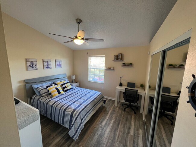 Building Photo - Townhomes of Cocoa Beach #108 - SHORT TERM...