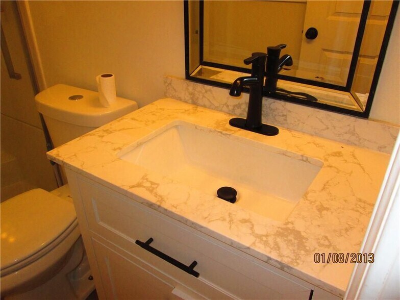 Building Photo - 6712 Ivy Log Dr SW