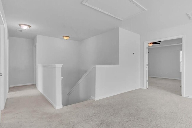 Building Photo - 129 Nolin Rd