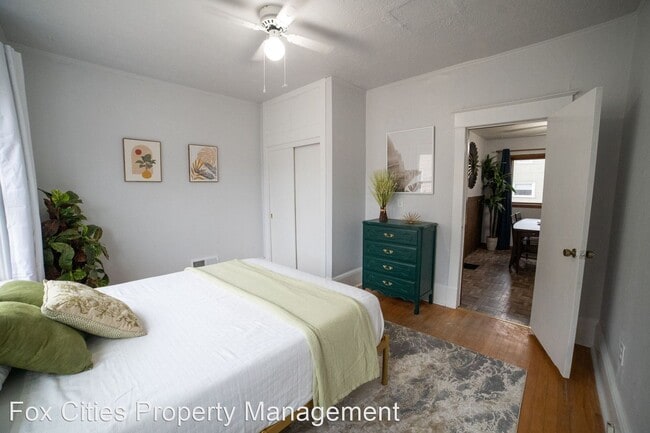 Building Photo - 2 br, 1 bath House - 244 4th Street