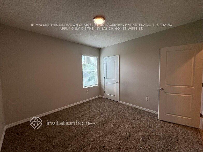 Building Photo - 32642 Brooks Hawk Ln