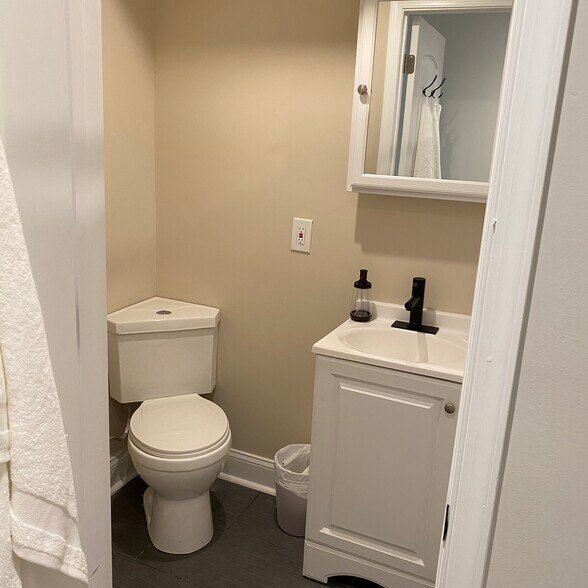 Bathroom - 718 Tuckerman St NW