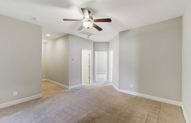 Building Photo - 2005 Kings Gate Ln